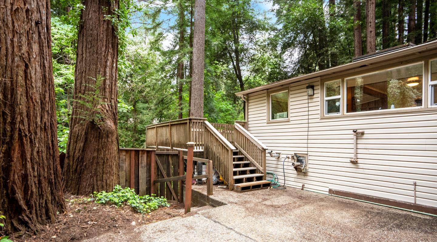 150 Evergreen Road Boulder Creek, CA 95006 - Photo 23 of 30