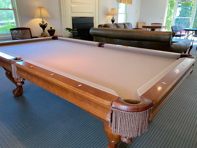 $1,810 | 155 Eastern Avenue, Unit 302, Manchester, NH 03104