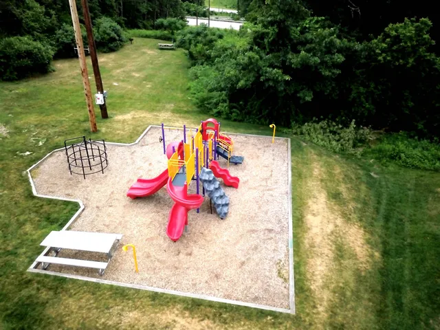 $1,810 | 155 Eastern Avenue, Unit 302, Manchester, NH 03104