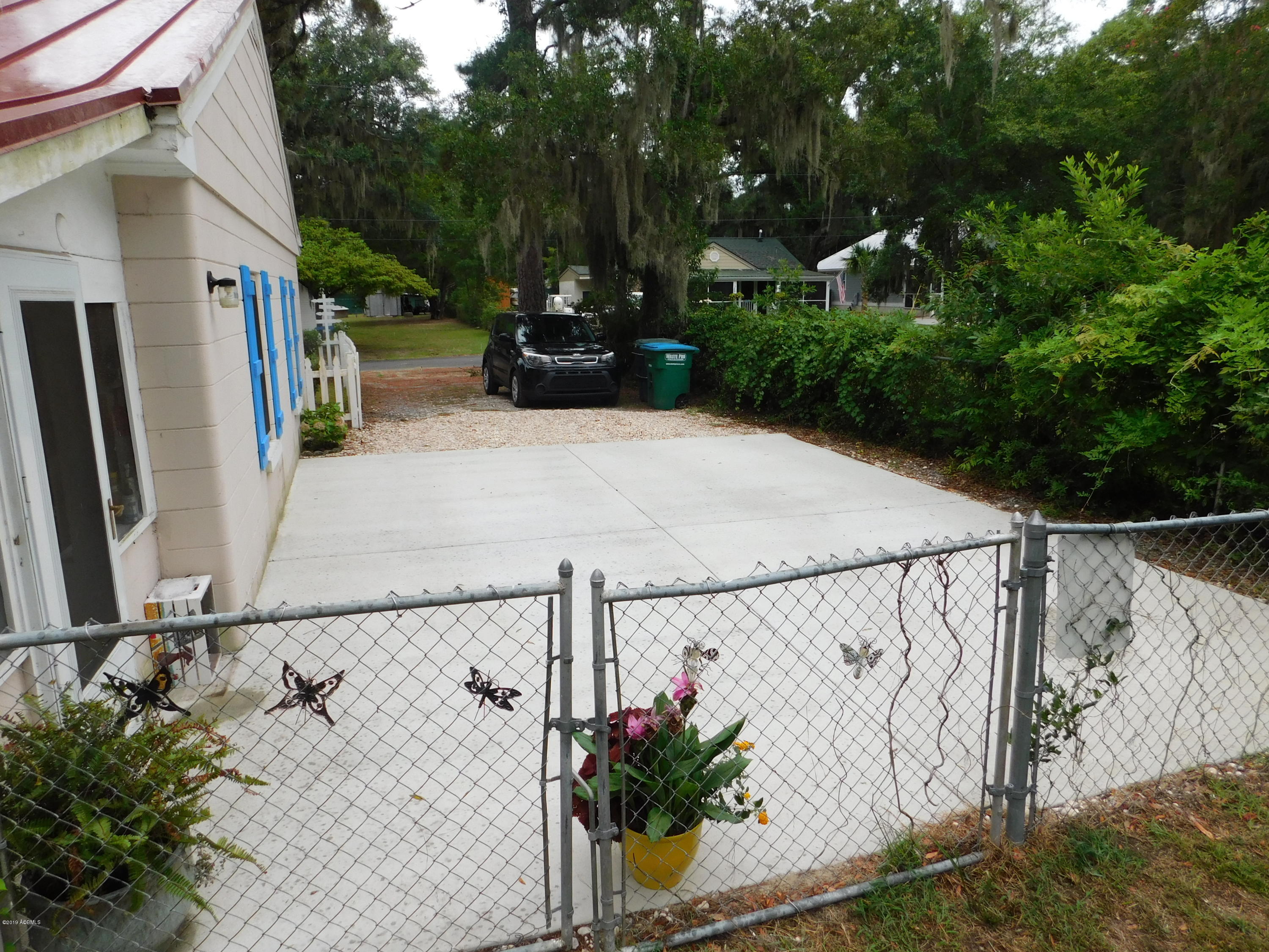 1610 Ritter Circle Port Royal, SC 29935 - Photo 29 of 50 29 - Parking Pad