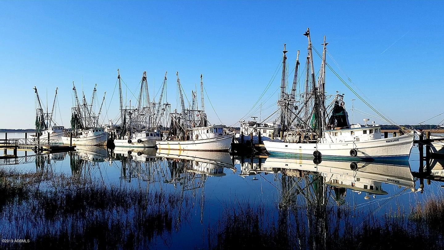 1610 Ritter Circle Port Royal, SC 29935 - Photo 31 of 50 100 - Shrimp Boat glass