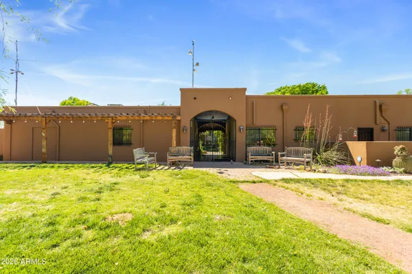 $2,425,000 | 8933 South Yell Lane, Hereford, AZ 85615