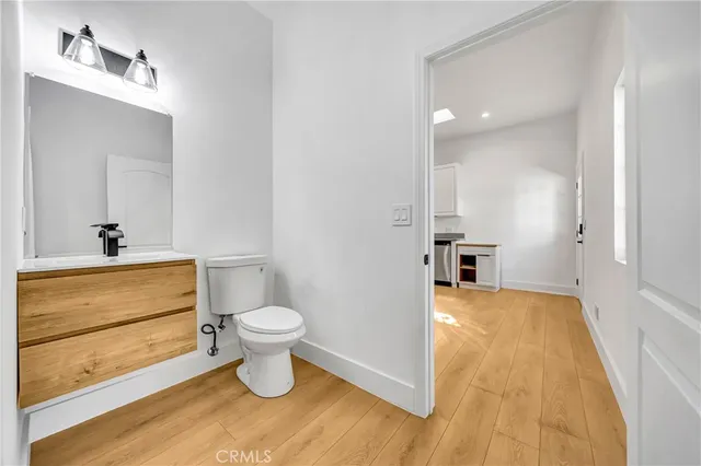 $2,999,000 | 4390 Irvine Avenue, Studio City, CA 91604