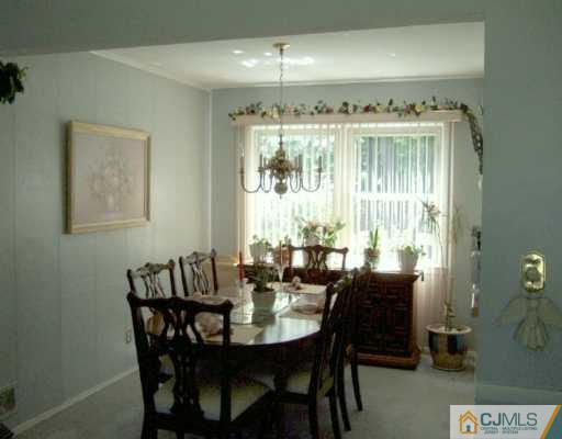 10 Moryan Road Edison, NJ 08817 - Photo 3 of 8