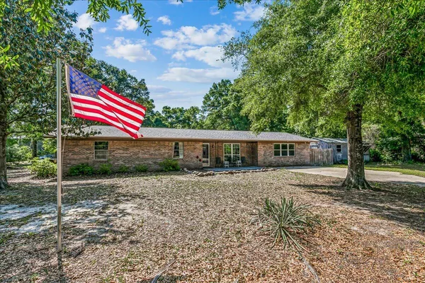 $335,000 | 5331 Kenneth Road, Milton, FL 32583