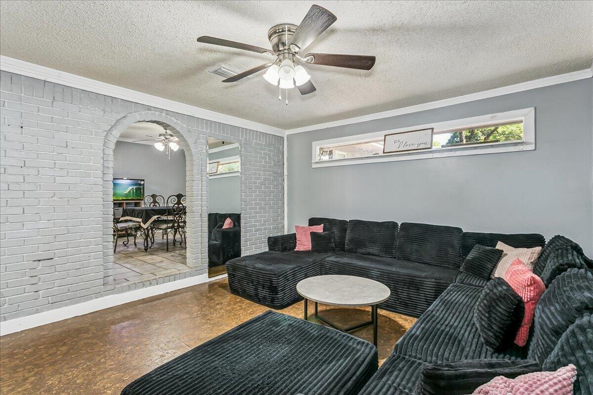 5331 Kenneth Road Milton, FL 32583 - Photo 16 of 33