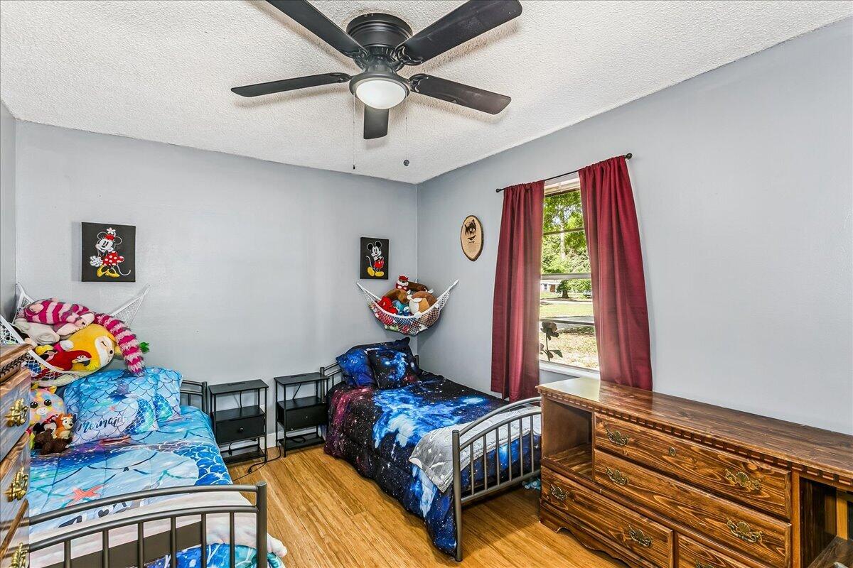 5331 Kenneth Road Milton, FL 32583 - Photo 23 of 33