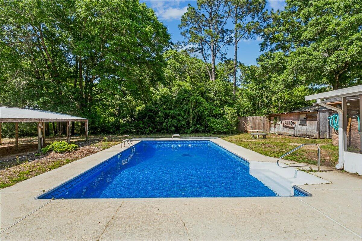 5331 Kenneth Road Milton, FL 32583 - Photo 3 of 33