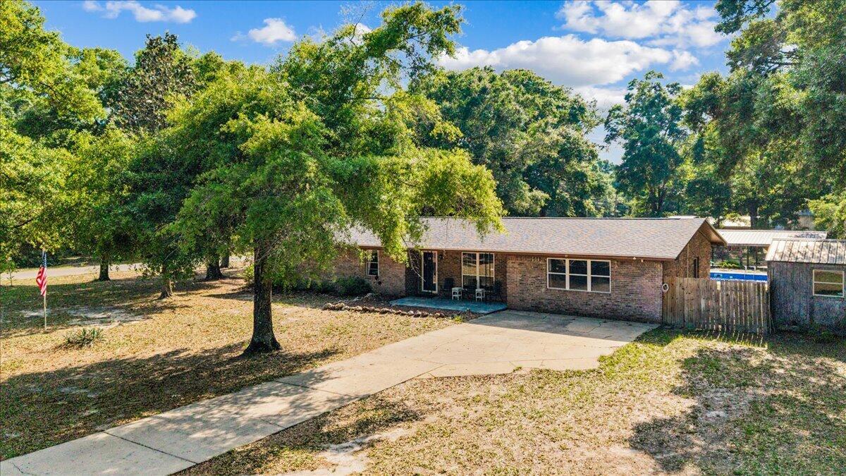 5331 Kenneth Road Milton, FL 32583 - Photo 4 of 33