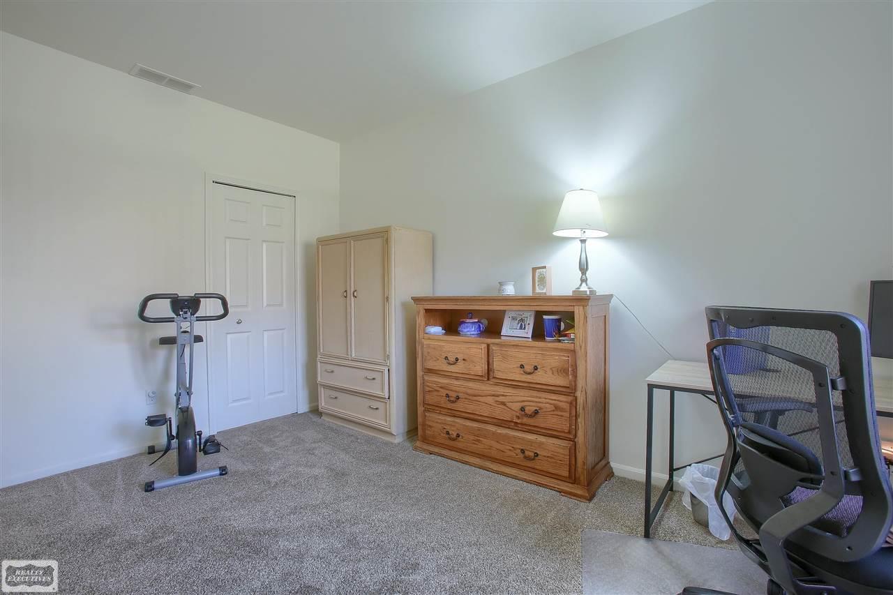 28231 South Pointe Lane Chesterfield, MI 48051 - Photo 14 of 20