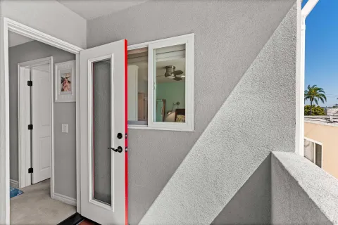 $1,249,000 | 4083 Lamont Street, San Diego, CA 92109