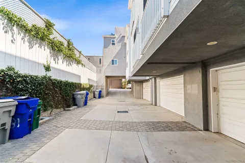 $1,249,000 | 4083 Lamont Street, San Diego, CA 92109