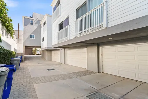 $1,249,000 | 4083 Lamont Street, San Diego, CA 92109