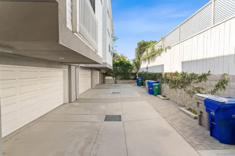 $1,249,000 | 4083 Lamont Street, San Diego, CA 92109