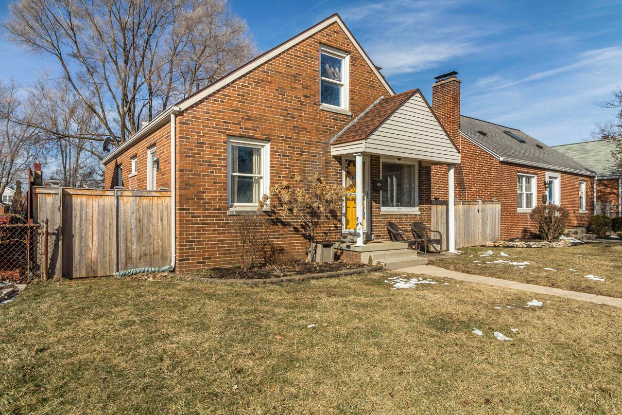 837 Copeland Road Columbus, OH 43212 - Photo 2 of 34