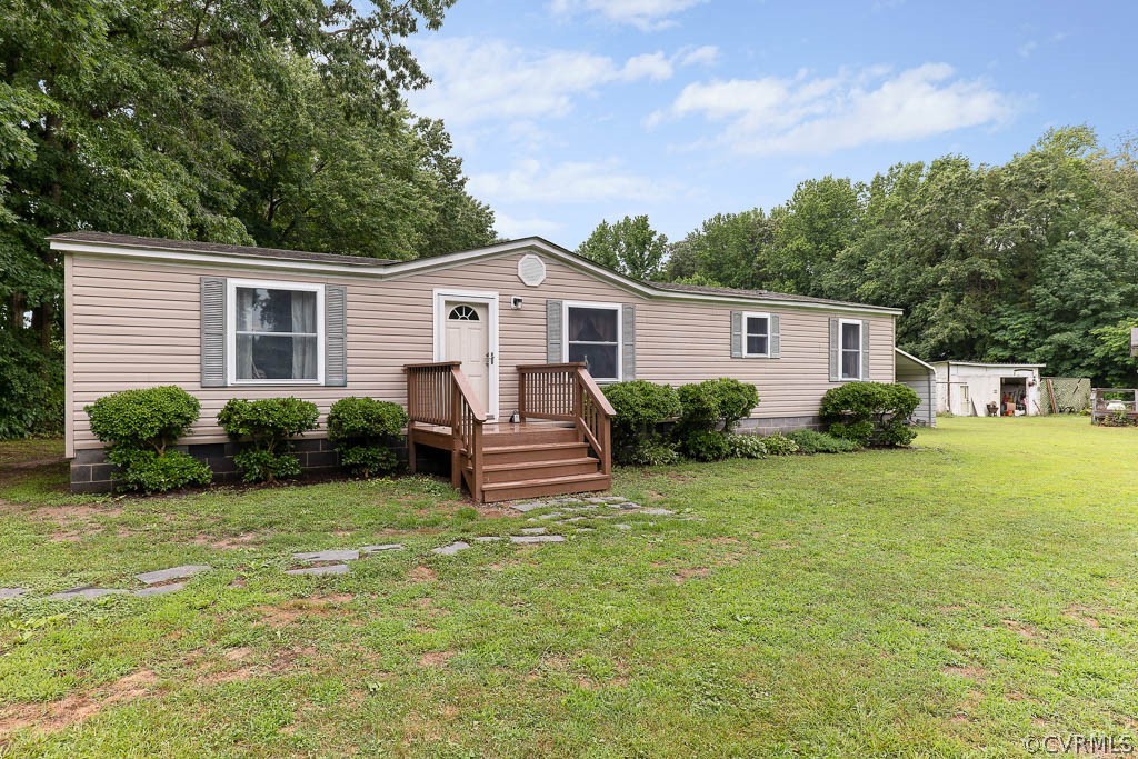 1441 Gills Road Powhatan, VA 23139 - Photo 2 of 29 Gallery Image 2