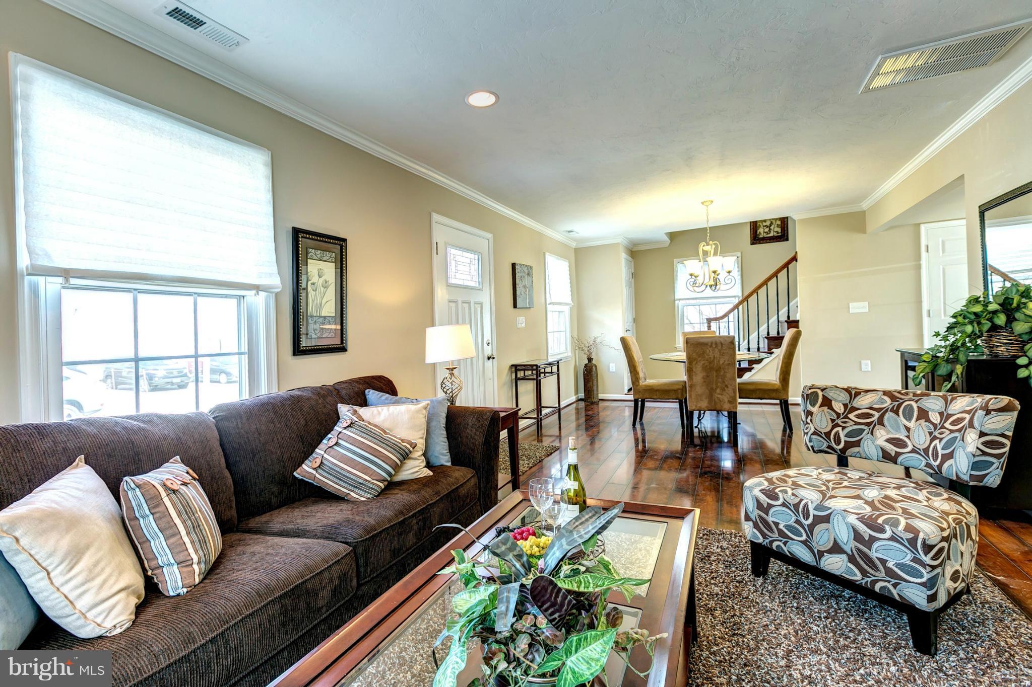 10 Orville Road Baltimore, MD 21221 - Photo 5 of 30 Living Room With Recessed Lighting