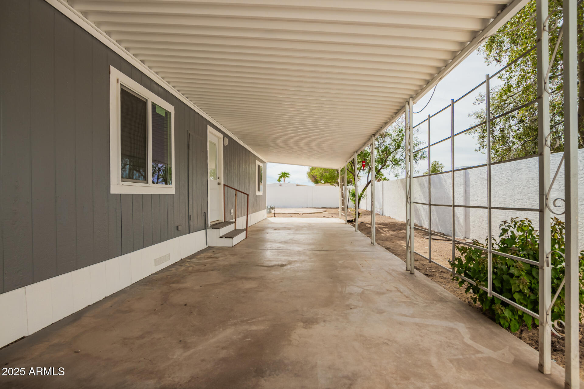 2388 South Vista Road Apache Junction, AZ 85119 - Photo 26 of 34 a view of entryway