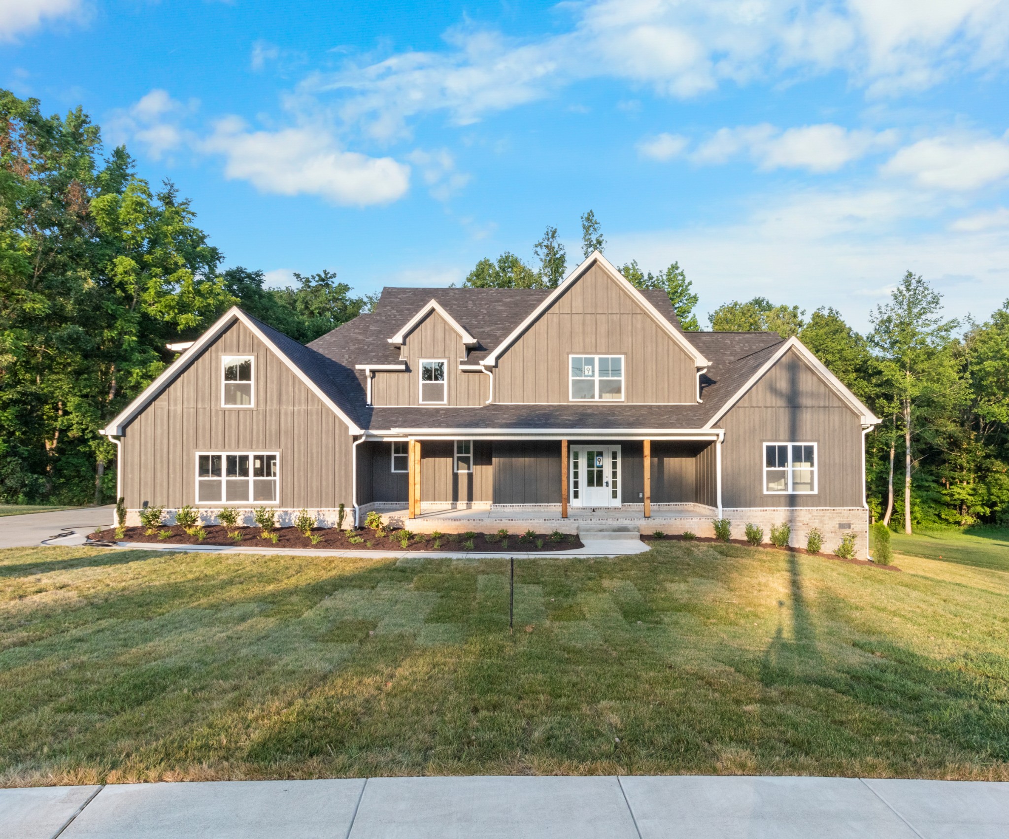 1757 Powell Road Clarksville, TN 37043 - Photo 1 of 49 Gallery Image 1
