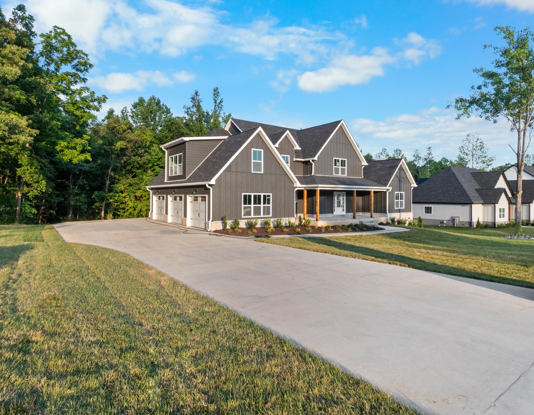 1757 Powell Road Clarksville, TN 37043 - Photo 4 of 49 Gallery Image 4
