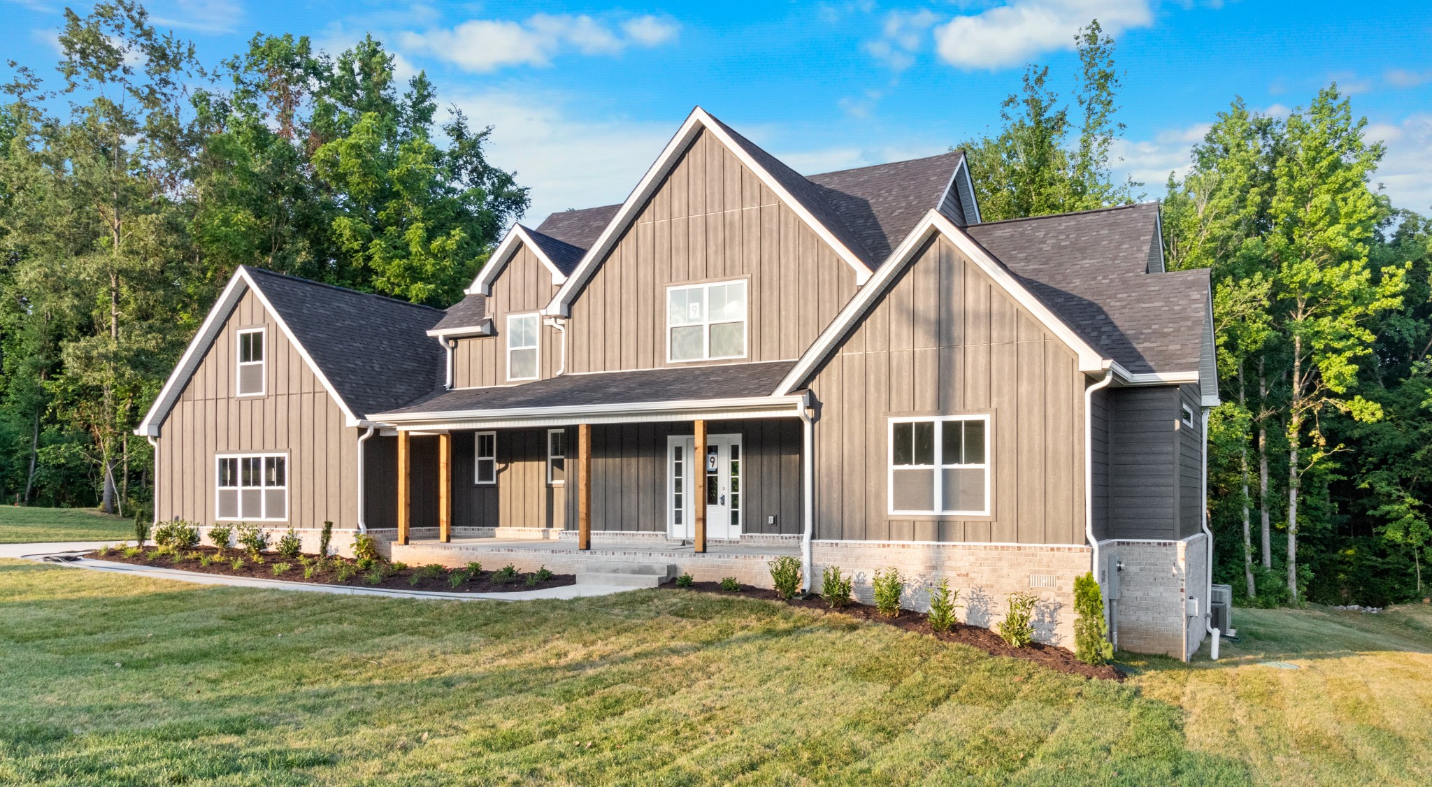 1757 Powell Road Clarksville, TN 37043 - Photo 5 of 49 Gallery Image 5