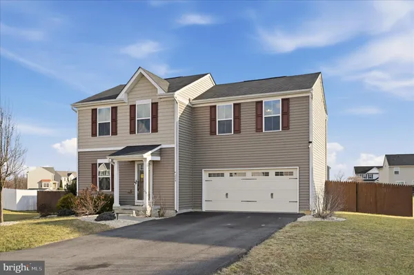 $384,900 | 248 Tickseed Court, Bunker Hill, WV 25413