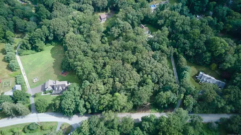 $150,000 | 86 Bushy Hill Road, Essex, CT 06442