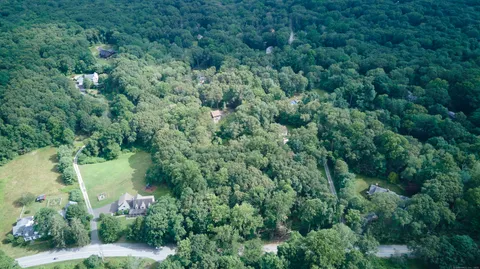 $150,000 | 86 Bushy Hill Road, Essex, CT 06442