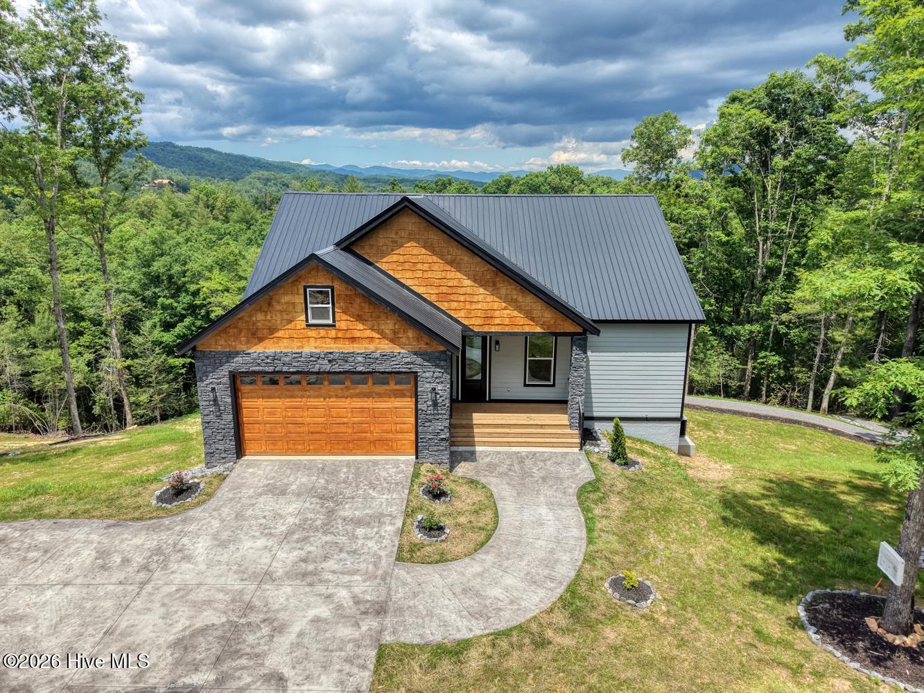 116 Short Oak Run Murphy, NC 28906 - Photo 2 of 76