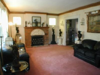 10 Levassor Place Covington, KY 41014 - Photo 2 of 8
