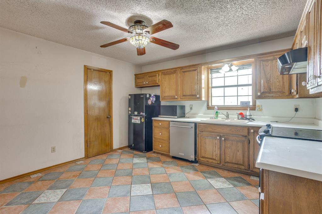 4763 Blue Flat Road Gordon, TX 76453 - Photo 11 of 40