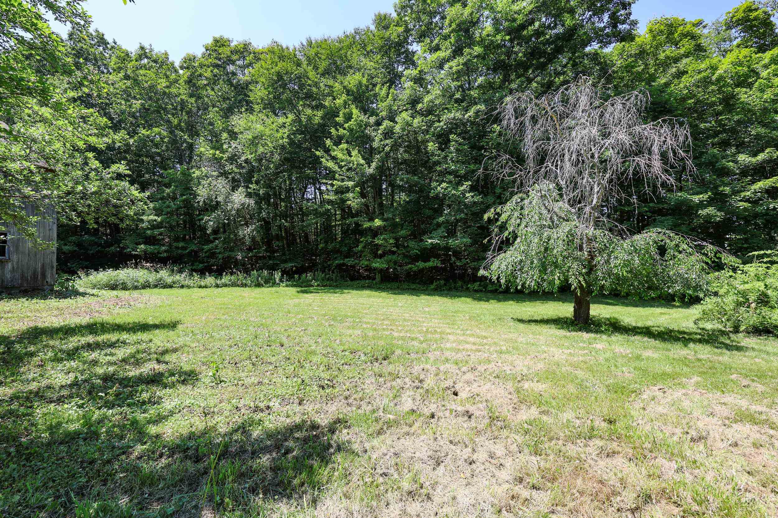 443 Centre Street Sullivan, NH 03445 - Photo 10 of 52