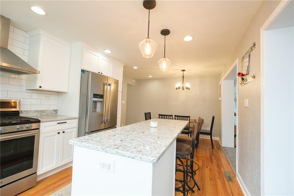 406 Fort Couch Road Pittsburgh, PA 15241 - Photo 4 of 25 Gallery Image 4