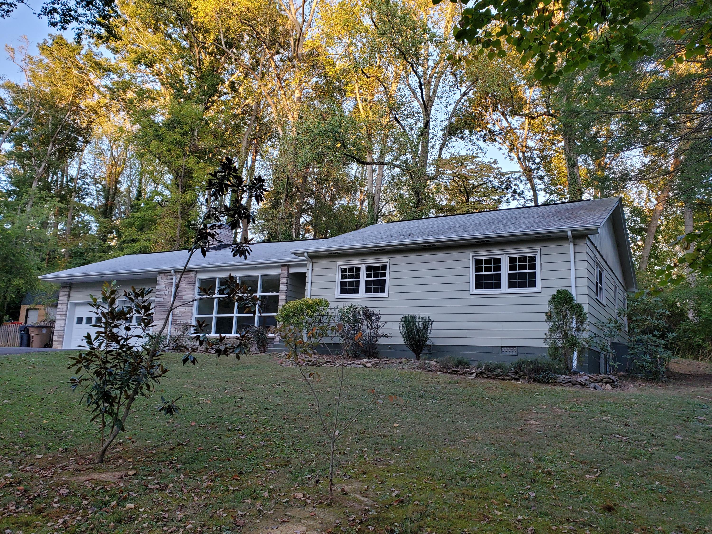 208 Maple Loop Road Knoxville, TN 37920 - Photo 12 of 22 20191013_183814