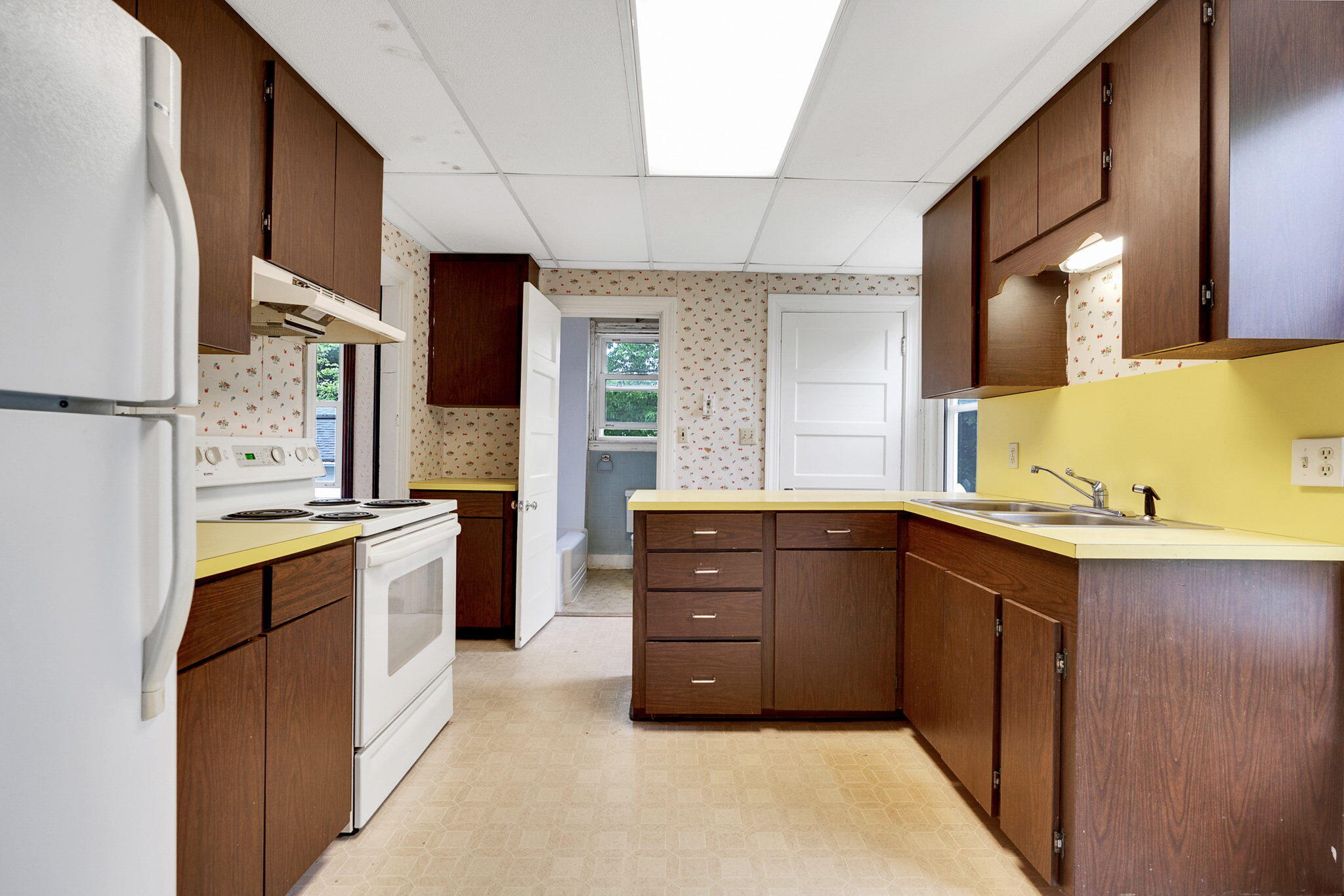 42 Savoy Street Portland, ME 04103 - Photo 2 of 29 42Savoy-2