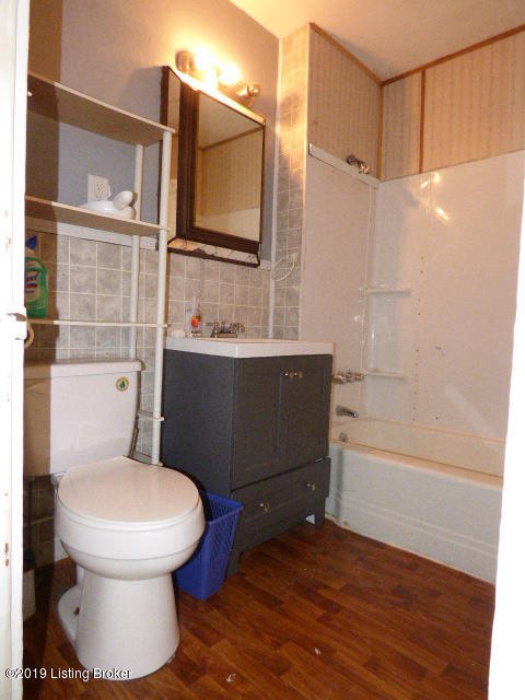890 North Bardstown Road Mount Washington, KY 40047 - Photo 11 of 18 890 Bath 2