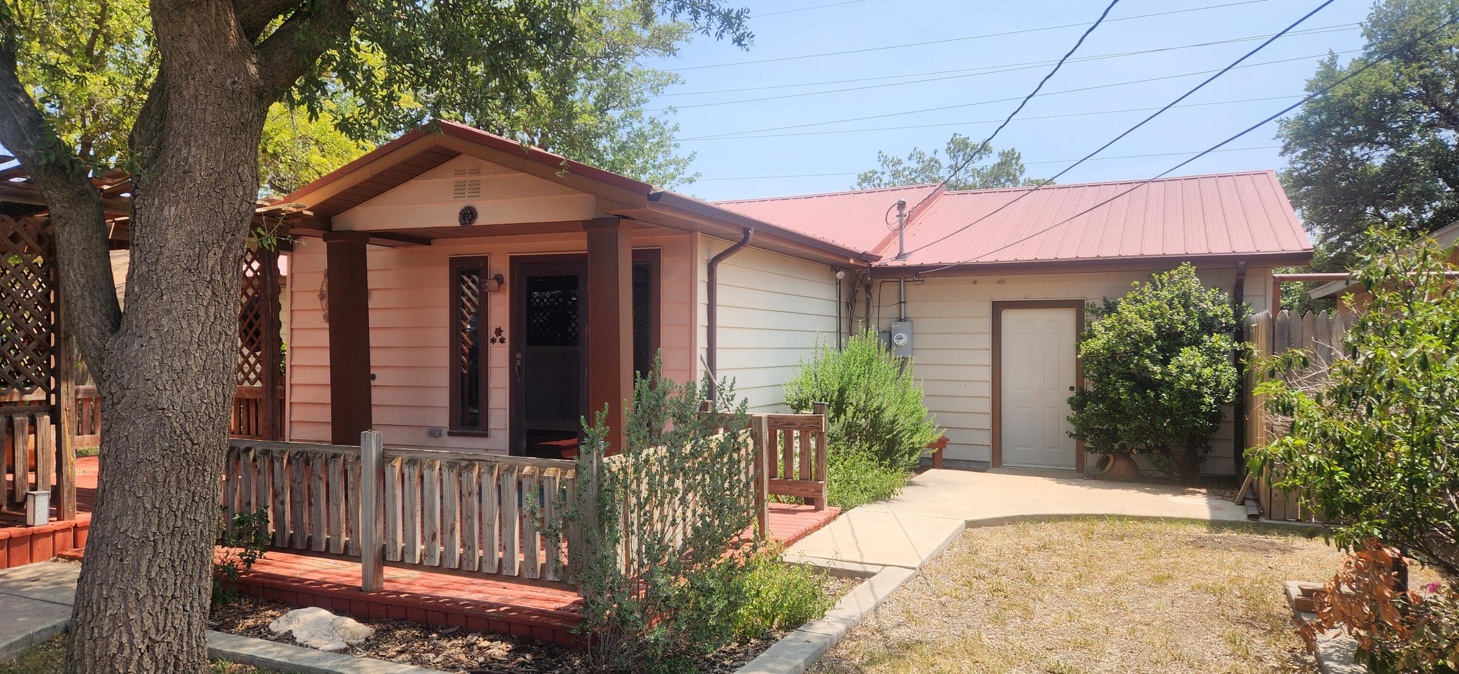 810 West 5th Street Post, TX 79356 - Photo 1 of 1 810 w 5