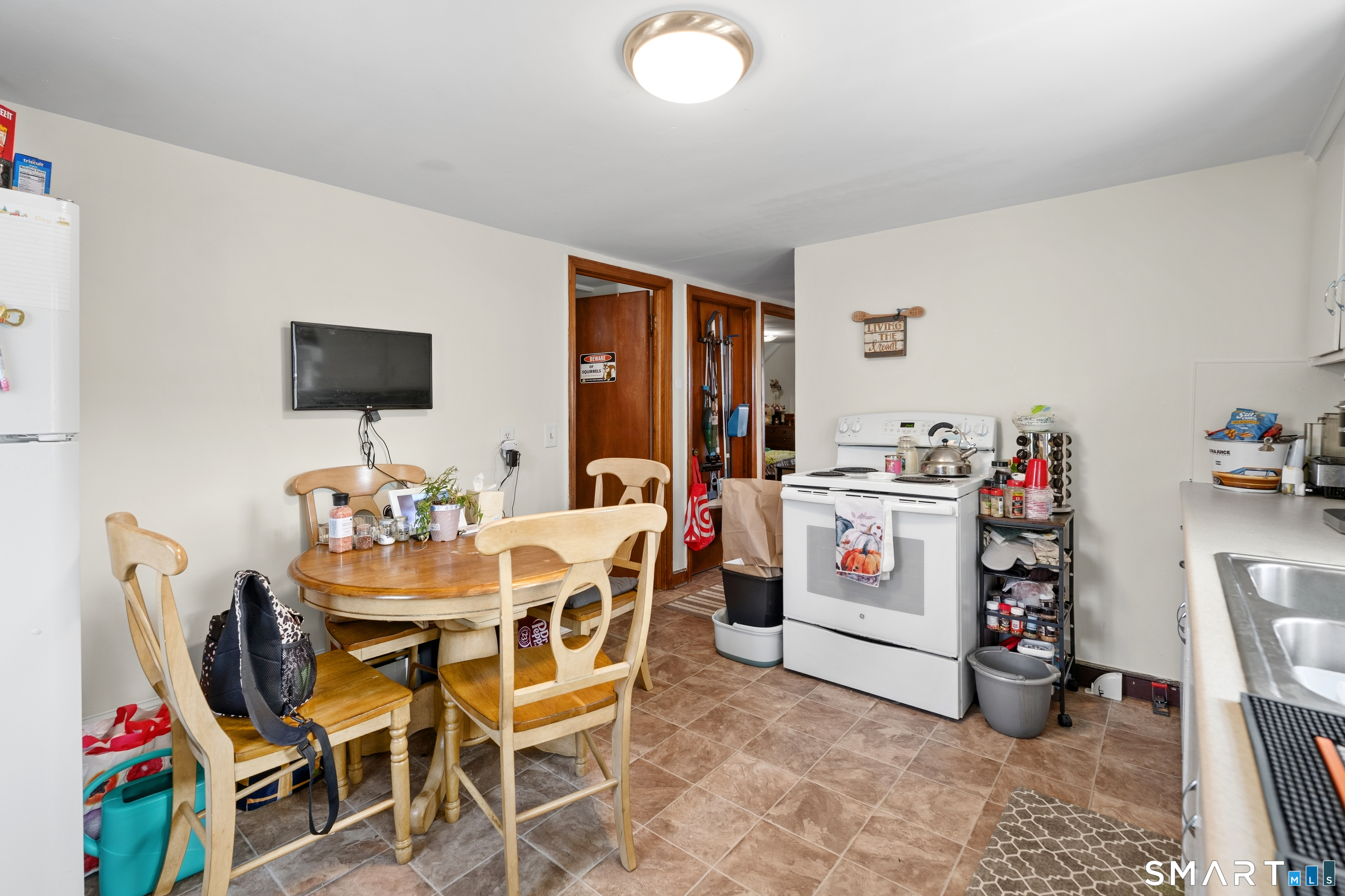 60 Primrose Street Waterbury, CT 06708 - Photo 17 of 26