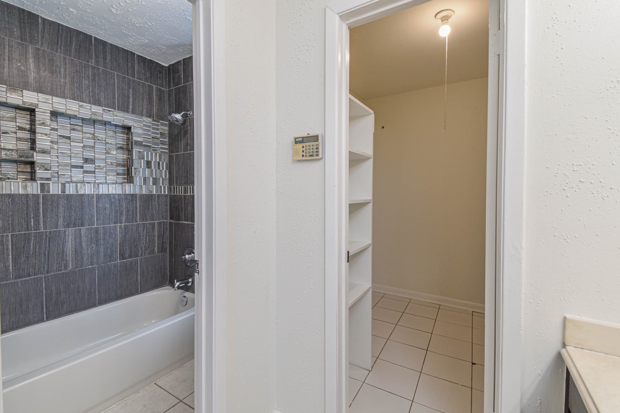 16126 New Field Drive Houston, TX 77082 - Photo 15 of 23