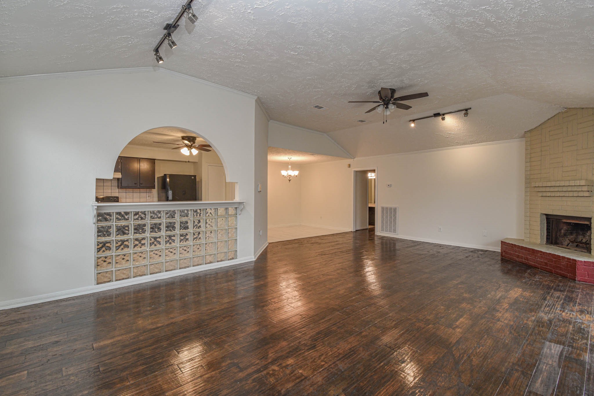 16126 New Field Drive Houston, TX 77082 - Photo 2 of 23