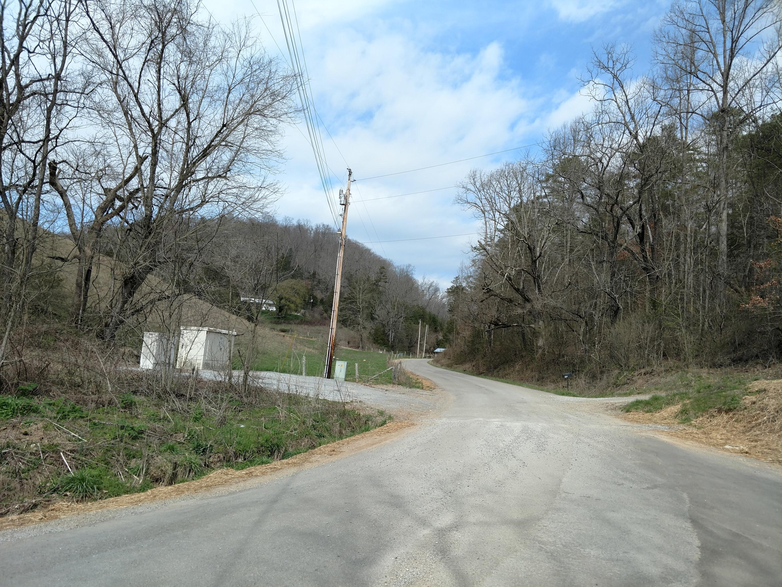 691 Little Creek Road Harrogate, TN 37752 - Photo 25 of 32 IMG_20180326_145419665_BURST000_COVER_TO