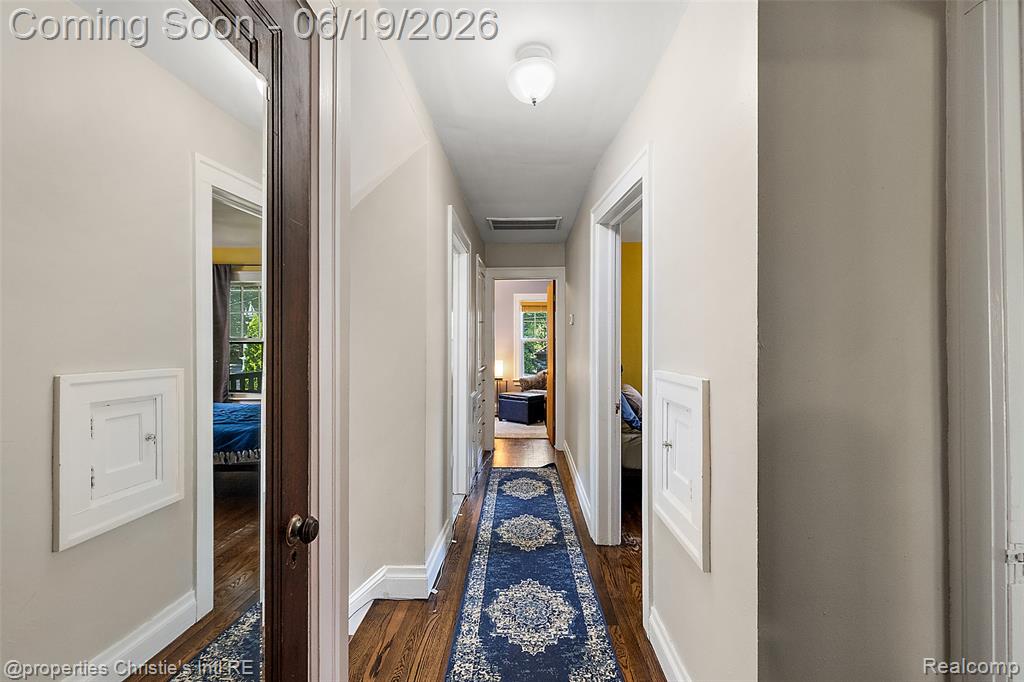 1251 Bishop Road Grosse Pointe, MI 48230 - Photo 25 of 50