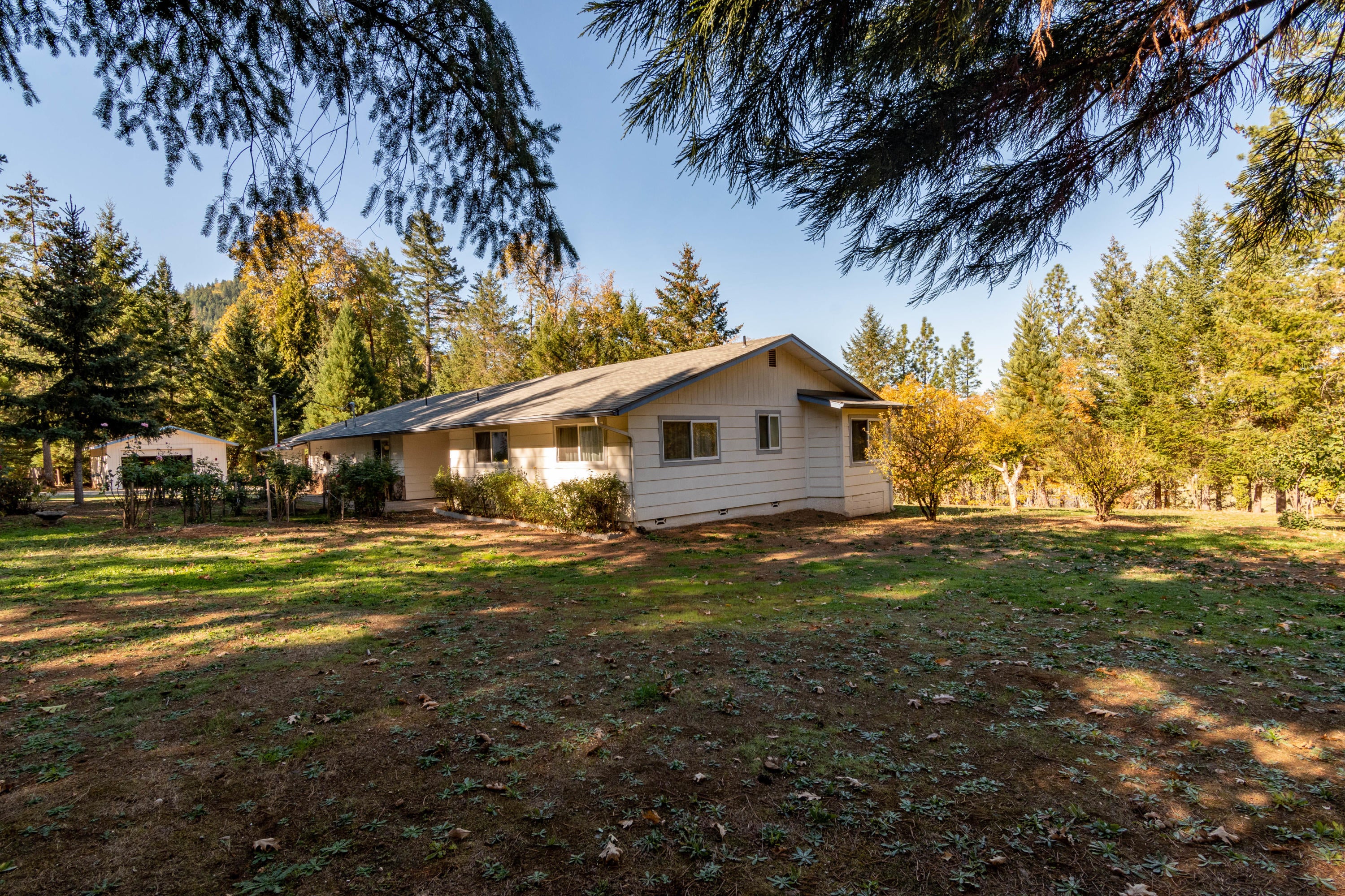 6176 Neill Road Grants Pass, OR 97527 - Photo 28 of 38 Neill Rd-29
