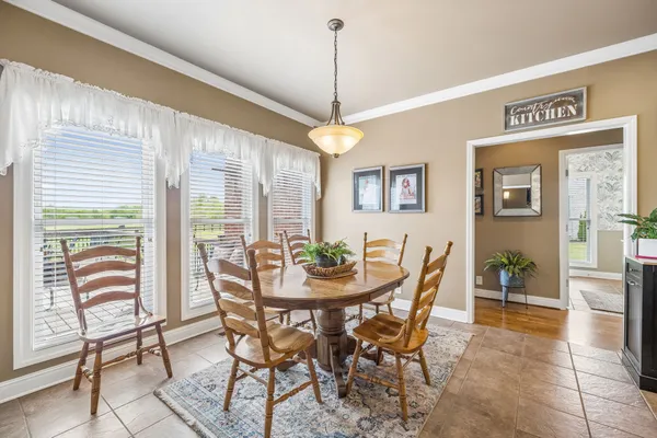 $999,999 | 2575 Mt Vernon Road, Chapel Hill, TN 37034