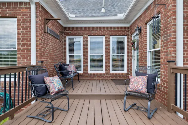 $999,999 | 2575 Mt Vernon Road, Chapel Hill, TN 37034