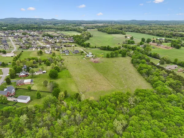 $999,999 | 2575 Mt Vernon Road, Chapel Hill, TN 37034