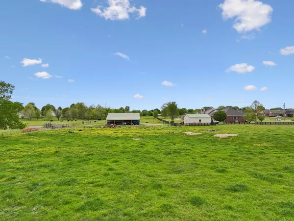 $999,999 | 2575 Mt Vernon Road, Chapel Hill, TN 37034