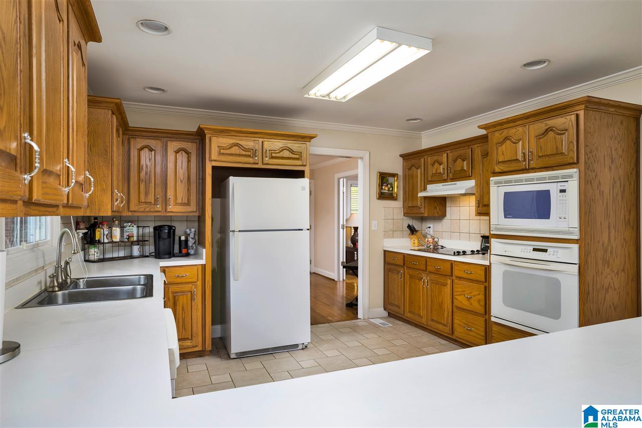 4545 Shadow Ridge Parkway Pinson, AL 35126 - Photo 8 of 29