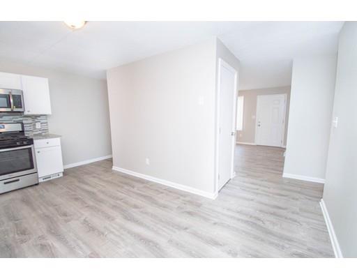 93 Pine Grove Street Springfield, MA 01119 - Photo 7 of 14 Gallery Image 7