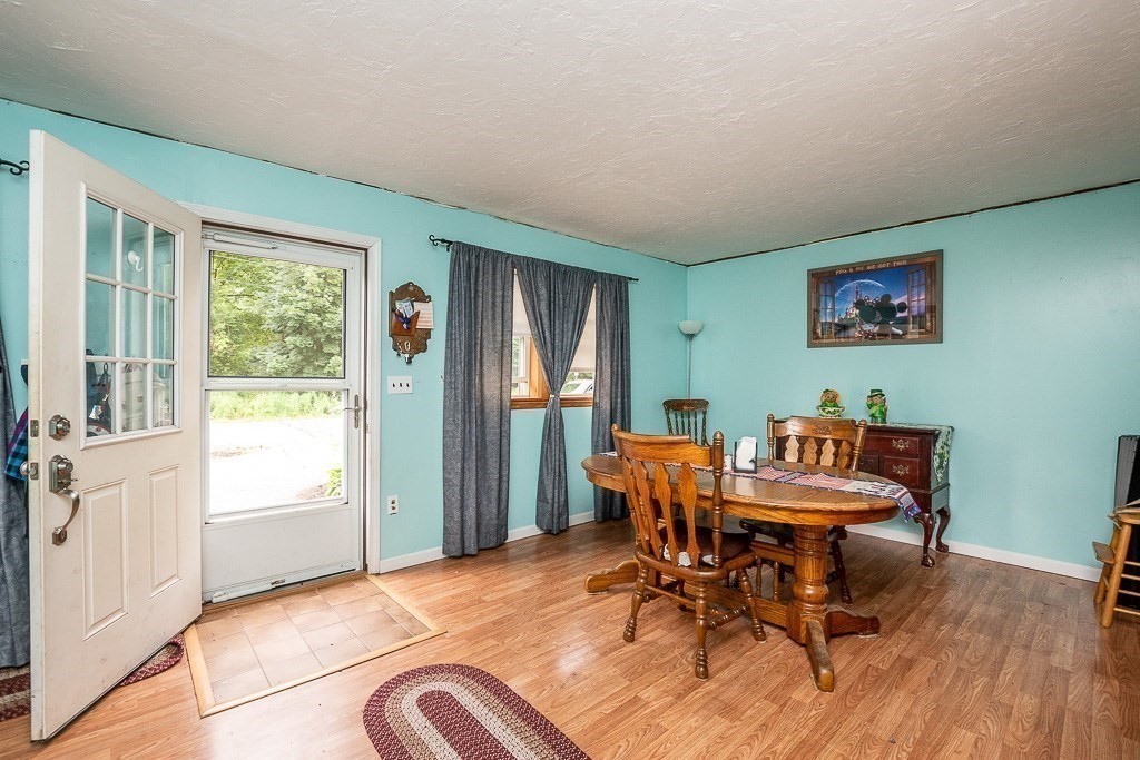 34 Faxon Road Stoughton, MA 02072 - Photo 5 of 33 Gallery Image 5